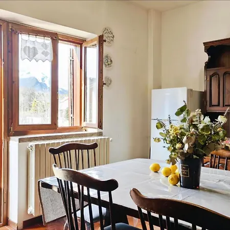 La Casa Del Sole Sirente - Vista Montagna بيت للعطل *